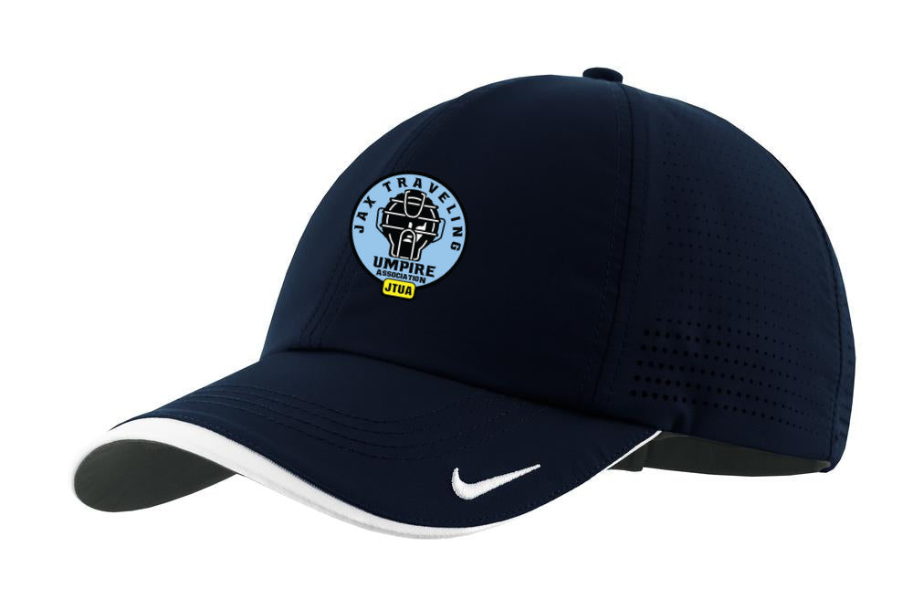 Nike Dri-FIT Swoosh Perforated Cap