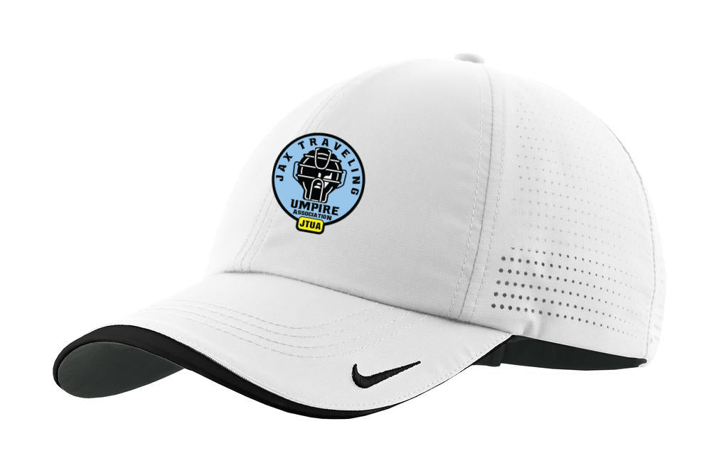 Nike Dri-FIT Swoosh Perforated Cap