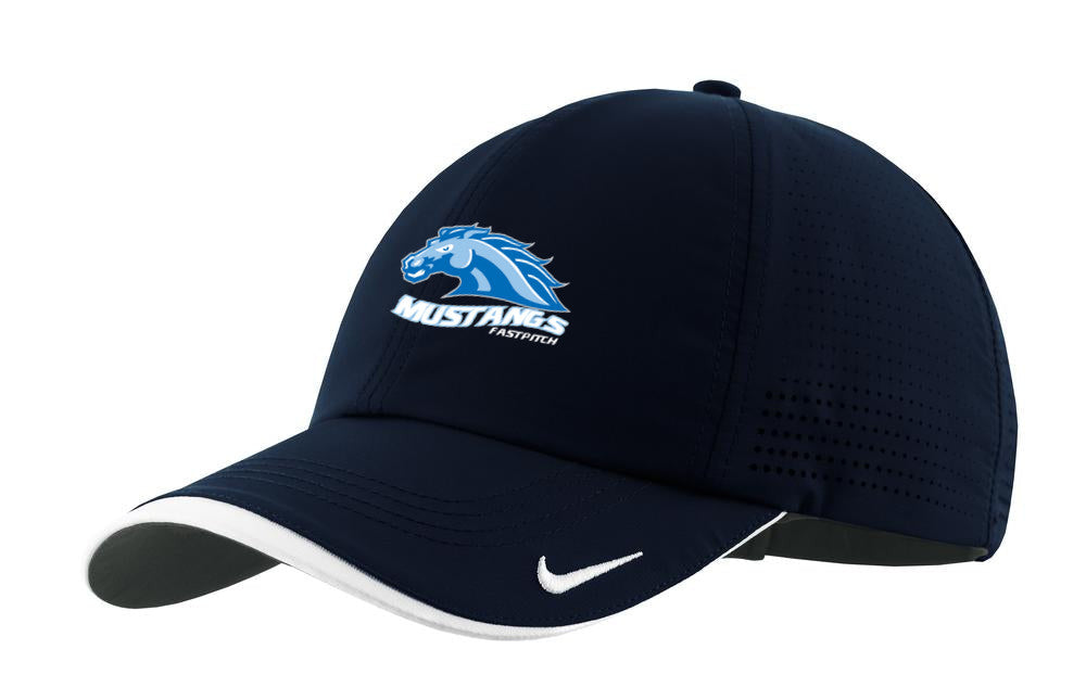 Nike Dri-FIT Swoosh Perforated Cap